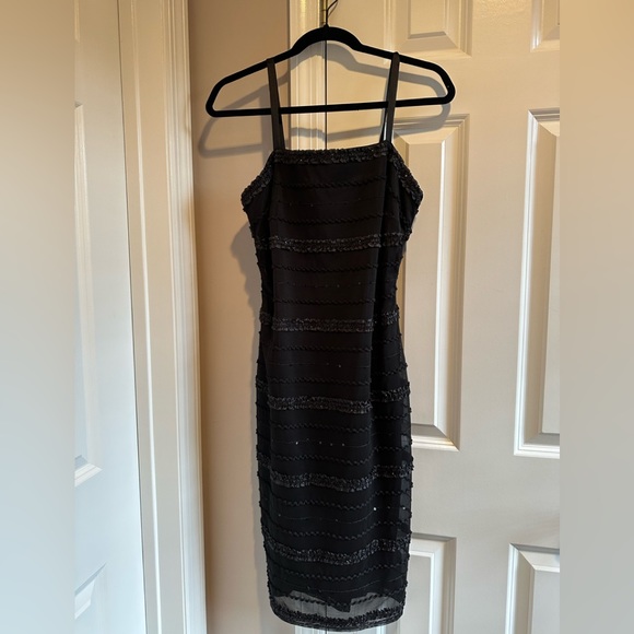 R&M RICHARDS Dress - Picture 5 of 6